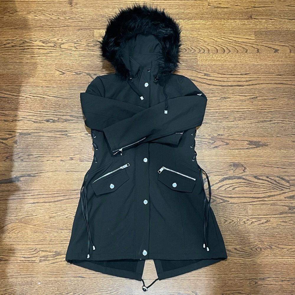 Guess black winter coat, size M